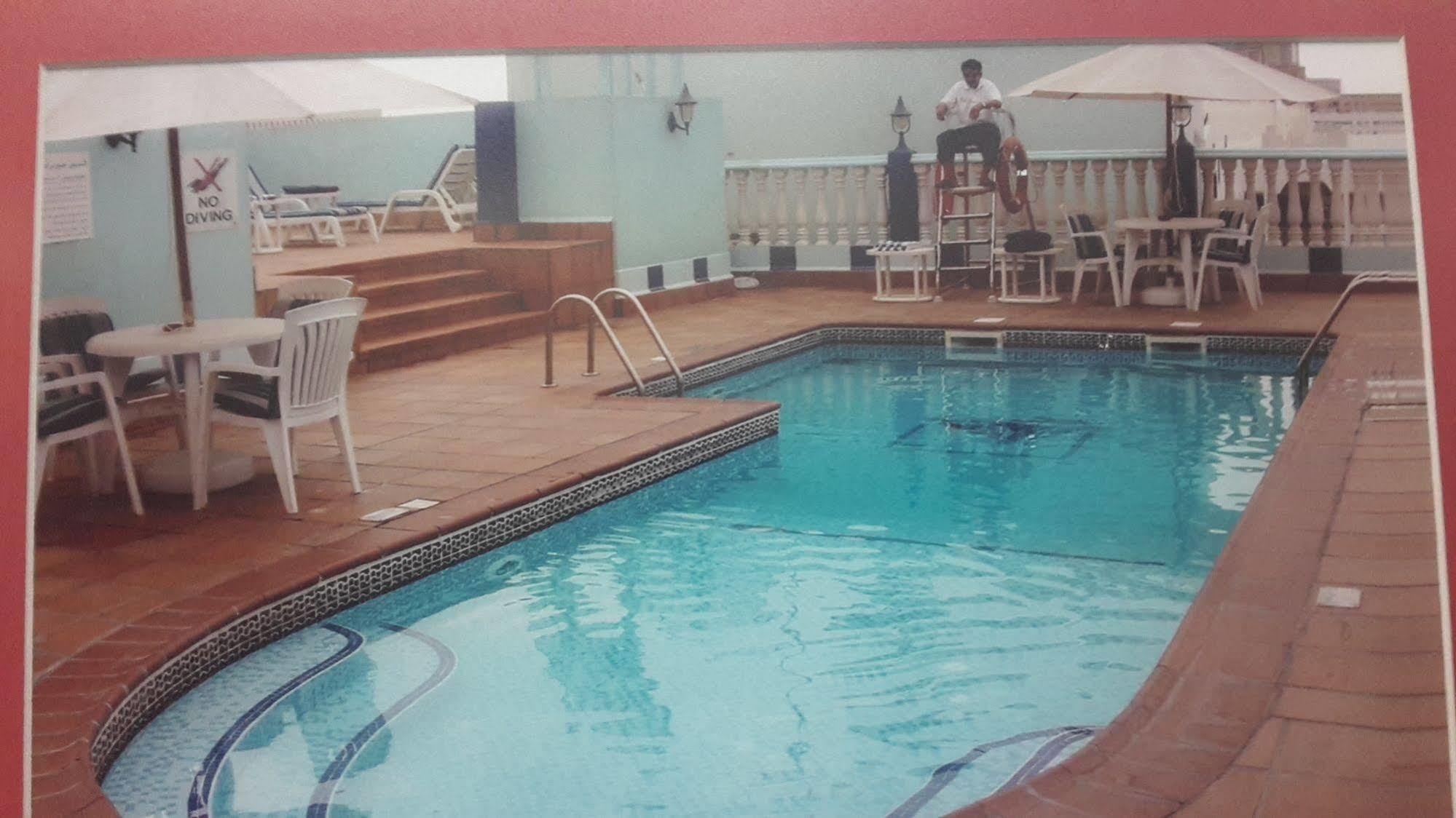 Jonrad Hotel Dubaj Zewnętrze zdjęcie