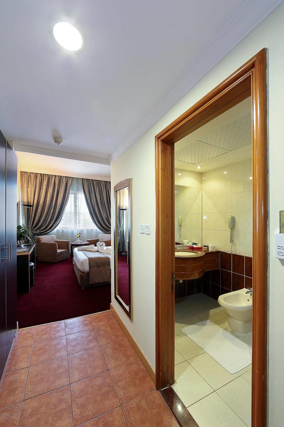 Jonrad Hotel Dubaj Zewnętrze zdjęcie