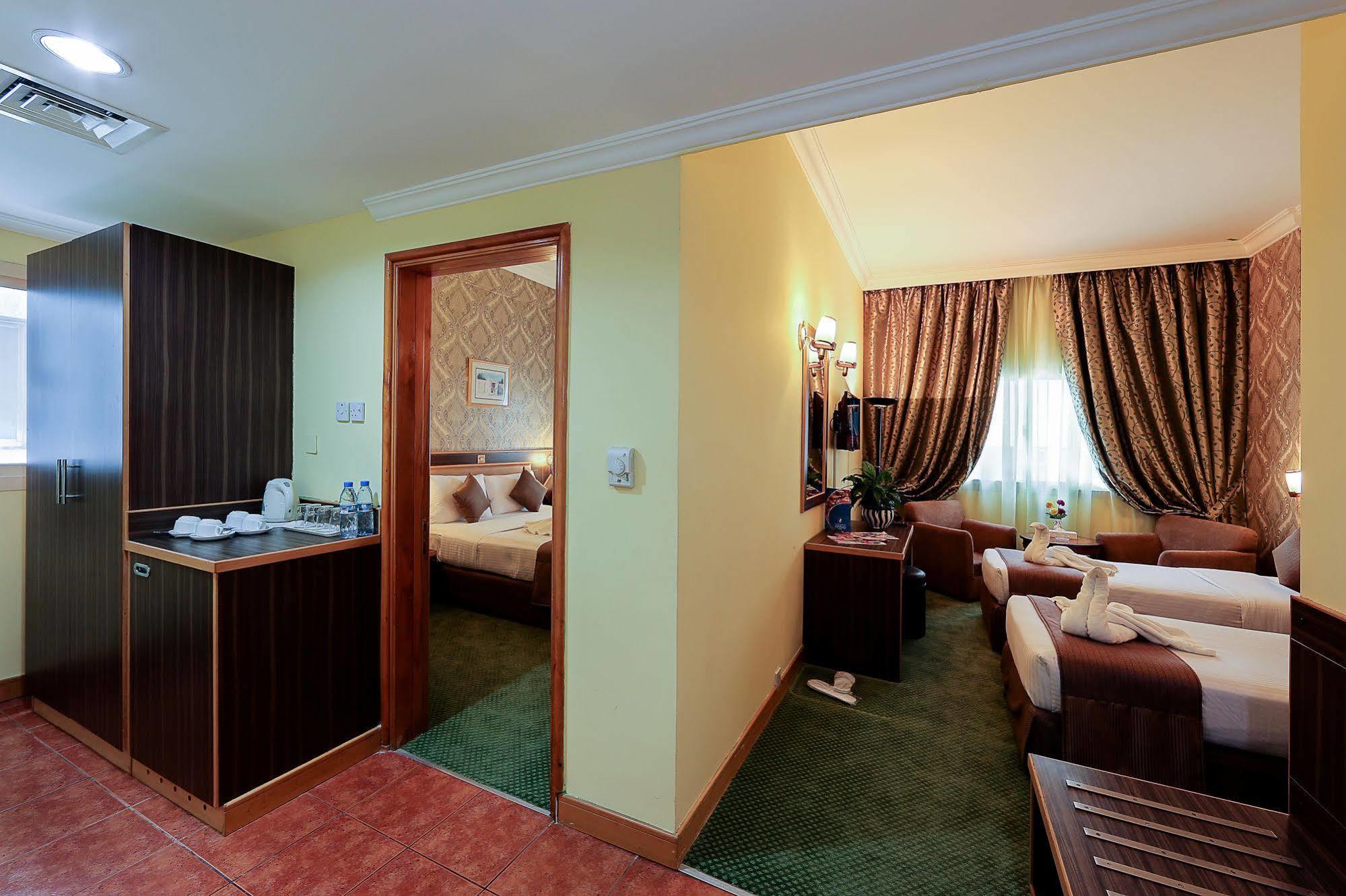 Jonrad Hotel Dubaj Zewnętrze zdjęcie