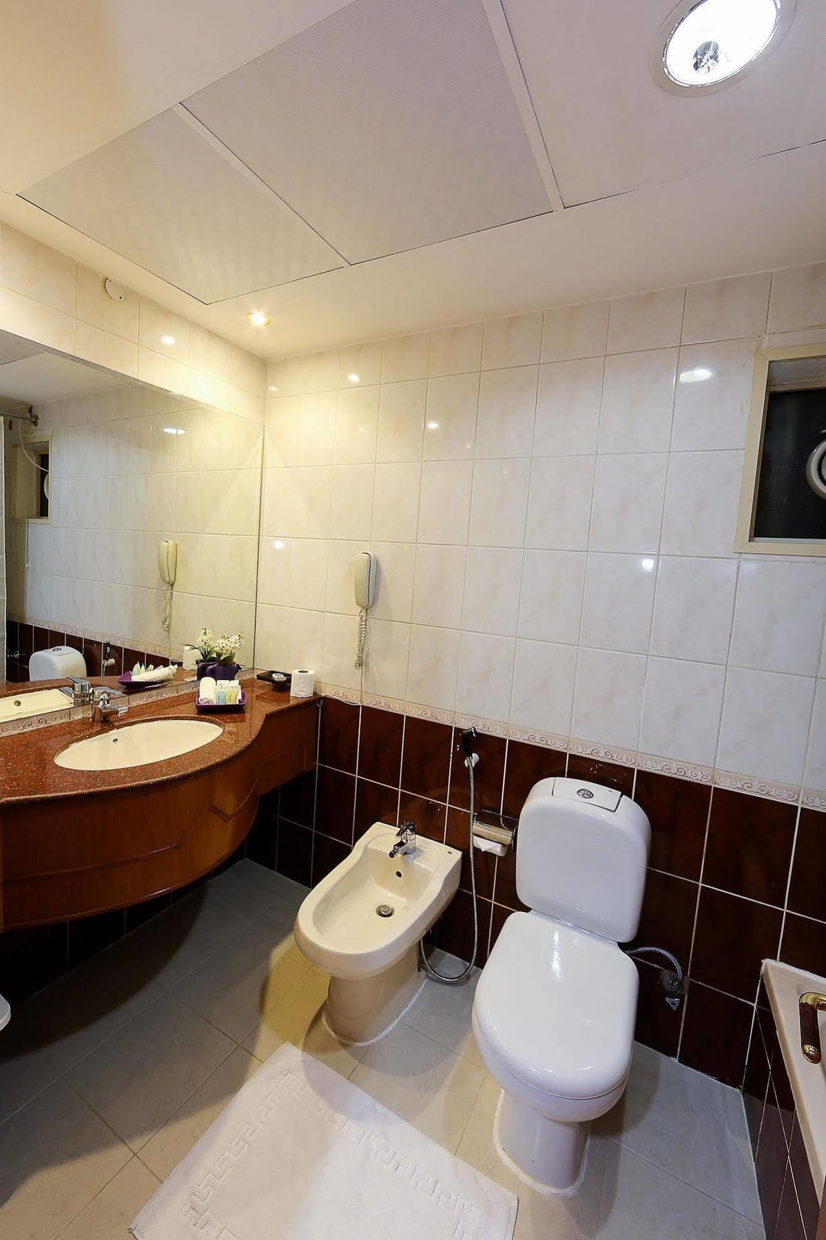 Jonrad Hotel Dubaj Zewnętrze zdjęcie