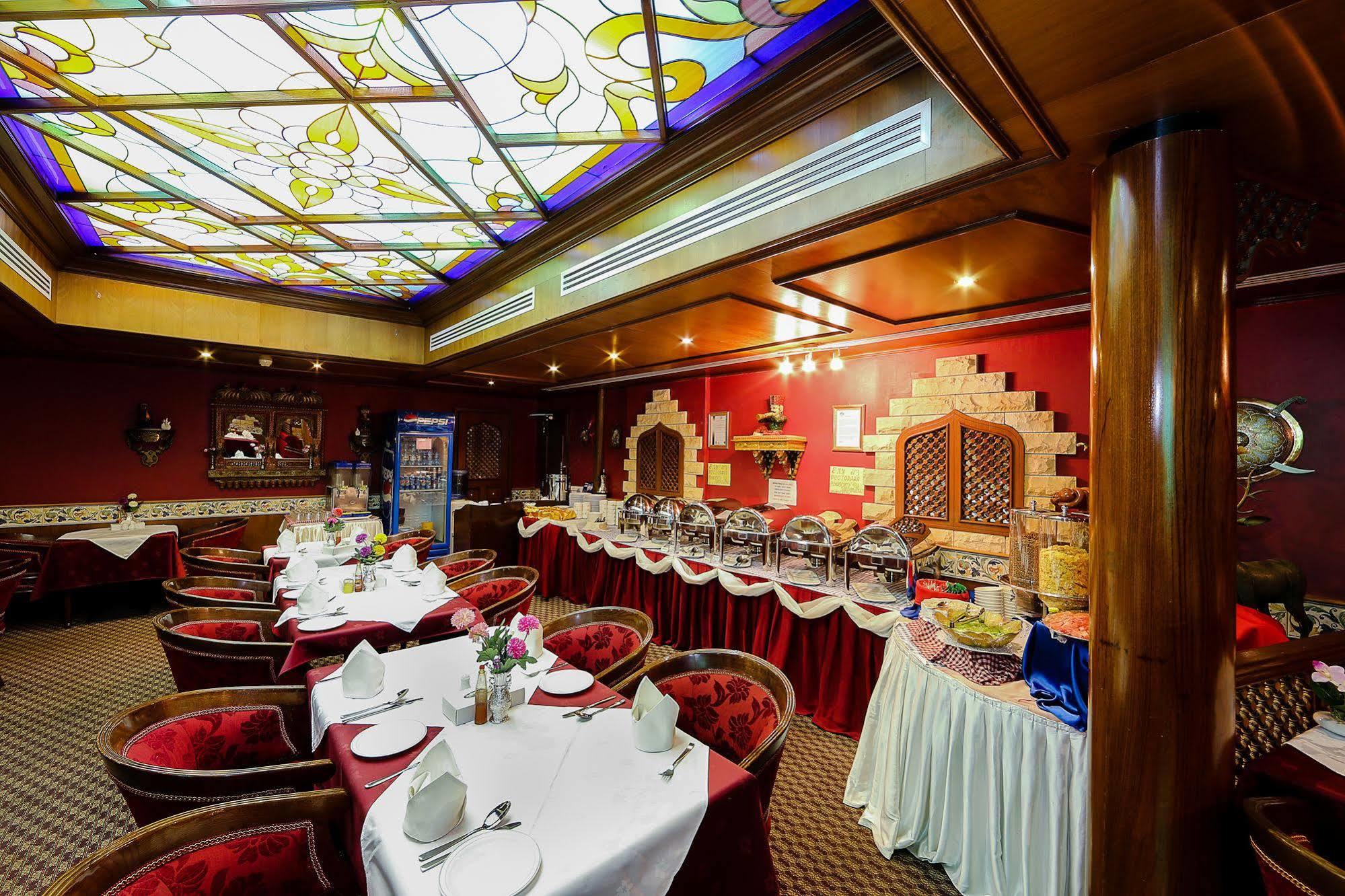 Jonrad Hotel Dubaj Zewnętrze zdjęcie