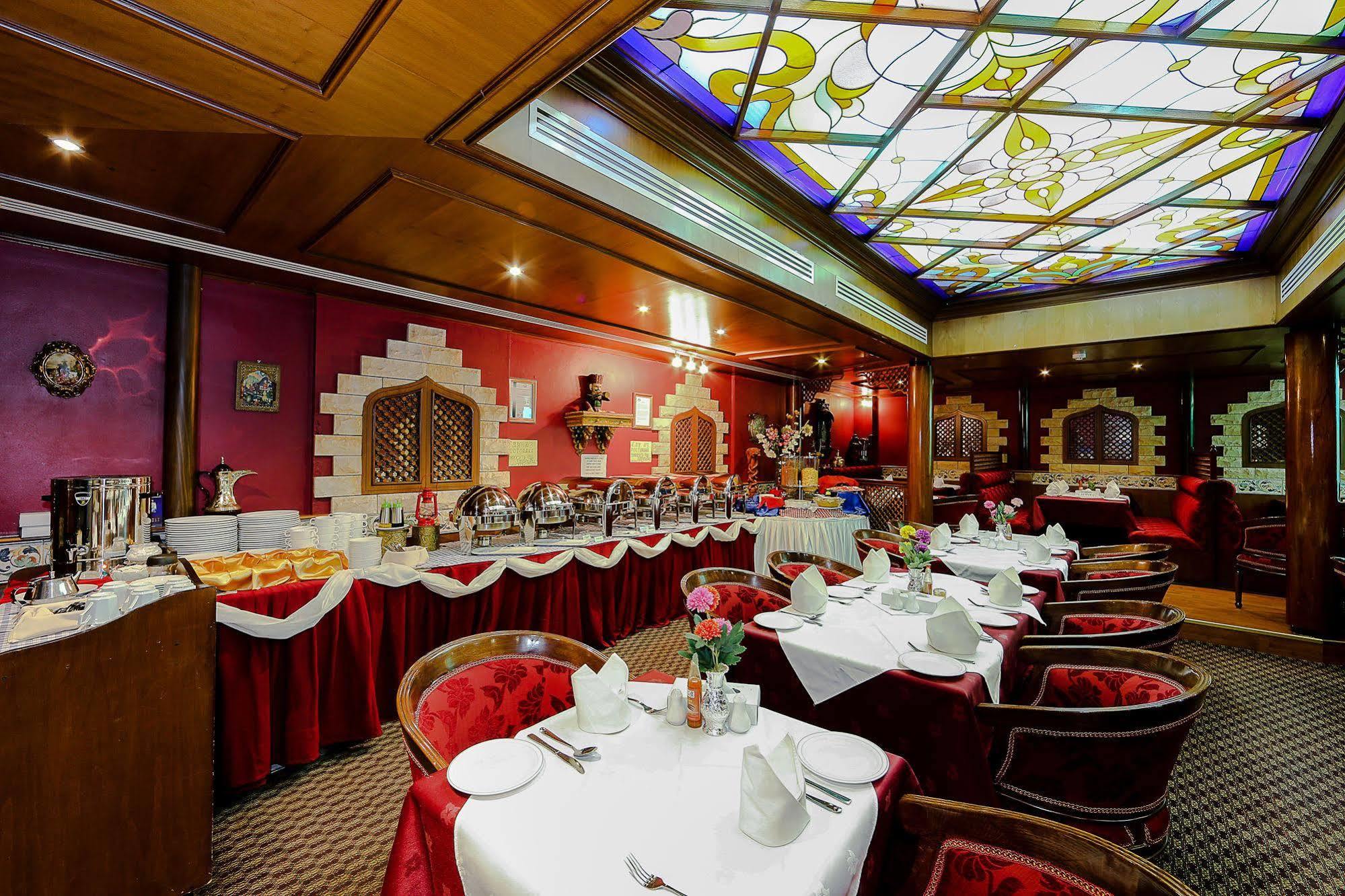 Jonrad Hotel Dubaj Zewnętrze zdjęcie